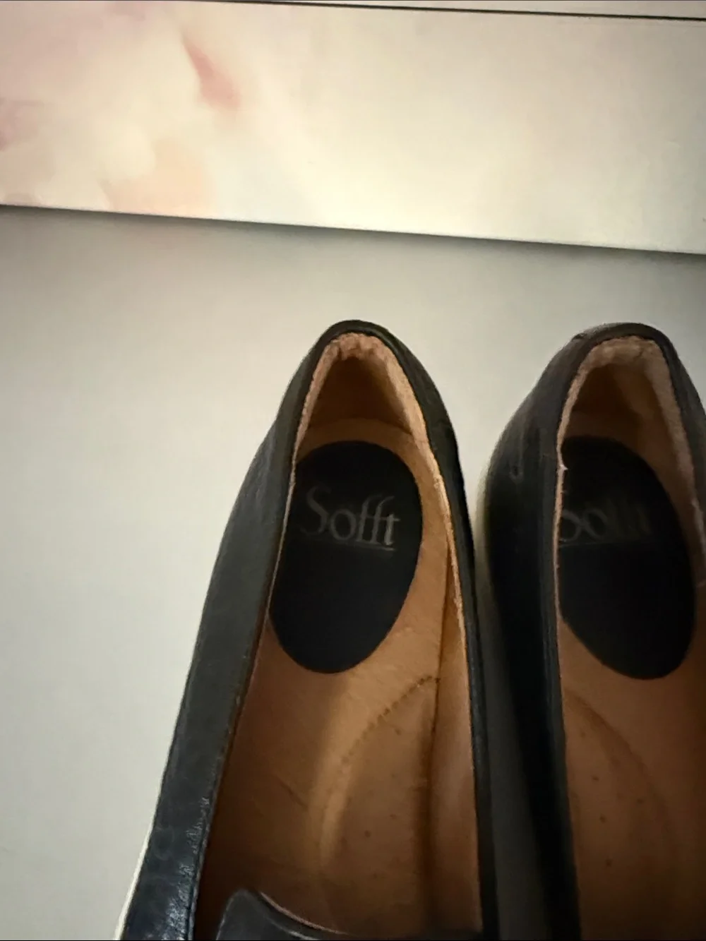 Sofft Black Textured Leather Slip-On Sneakers with White Sole Size 9